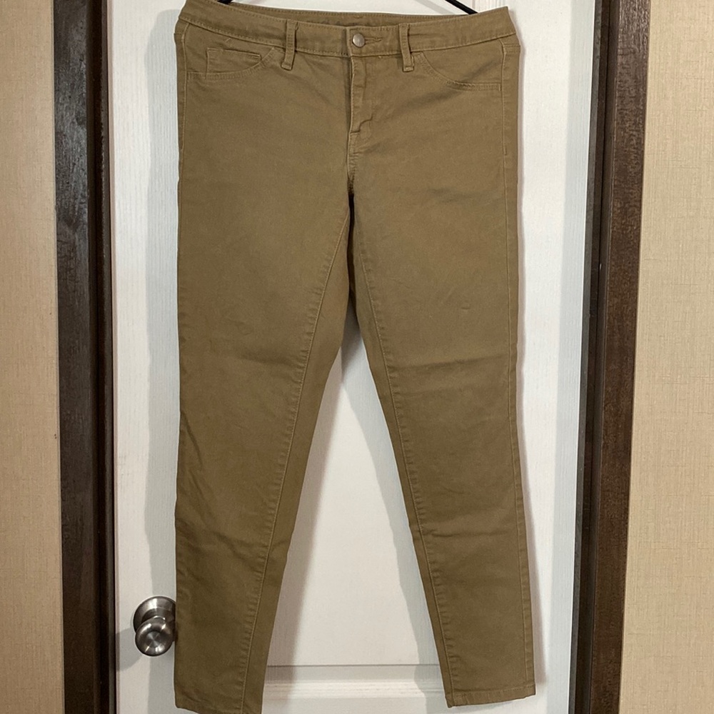 Khaki Mid-rise Jeggings
